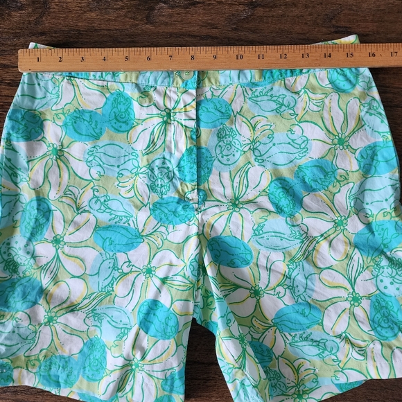 Lilly Pulitzer Vintage White Label Blue Green Sea Creature Shorts 10P - Picture 12 of 12